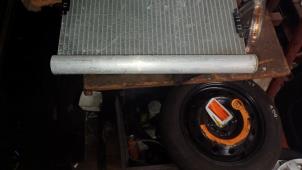 AC-radiator från en Opel Crossland (X) 1.2 Turbo 12V 2021