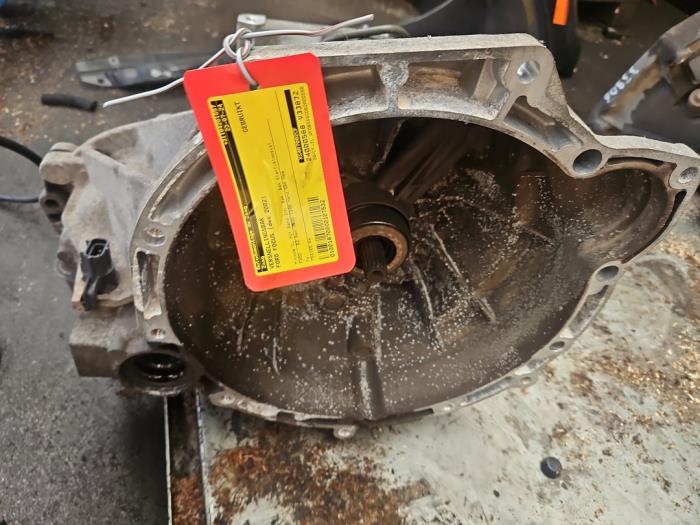 Usagé Boîte de vitesse Ford Focus 1 1.4 16V Prix € 100,00 Règlement à la marge proposé par Autodemontage de Zaag