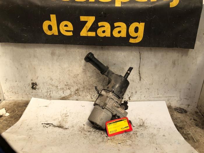 Usagé Pompe de direction Peugeot 307 SW (3H) 2.0 HDi 90 Prix € 75,00 Règlement à la marge proposé par Autodemontage de Zaag