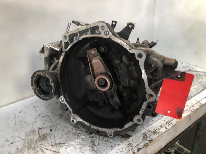 Gebrauchte Getriebe Volkswagen New Beetle (9C1/9G1) 2.0 Preis € 200,00 Margenregelung angeboten von Autodemontage de Zaag