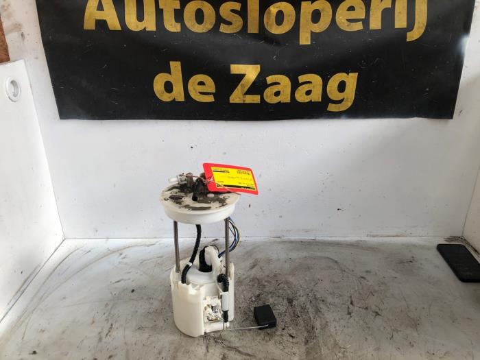 Begagnade Bensinpump Honda Civic (FA/FD) 1.3 Hybrid Pris € 70,00 Marginaltabell erbjuds av Autodemontage de Zaag