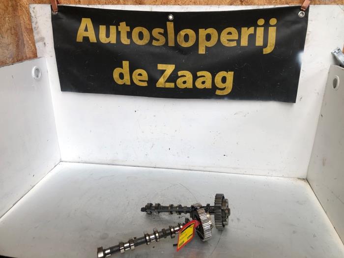 Used Camshaft kit Ford Focus 3 1.0 Ti-VCT EcoBoost 12V 125 Price € 150,00 Margin scheme offered by Autodemontage de Zaag