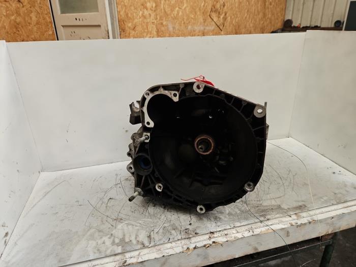 Gebrauchte Getriebe Alfa Romeo 147 (937) 1.6 Twin Spark 16V Preis € 150,00 Margenregelung angeboten von Autodemontage de Zaag