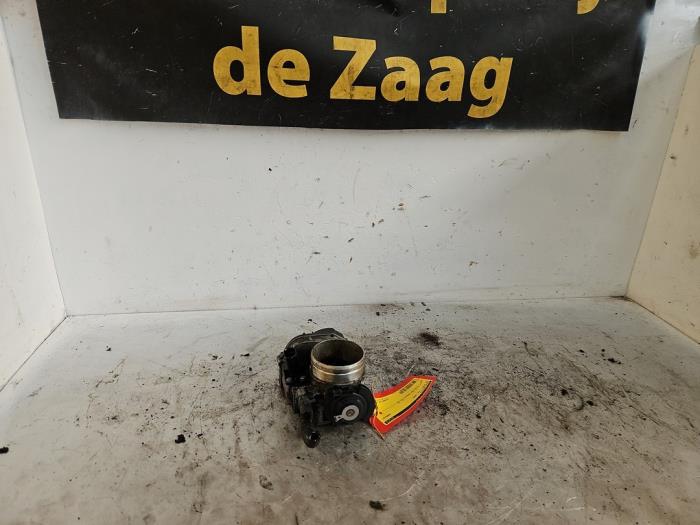 Gebrauchte Drosselklappengehäuse Volkswagen Bora Variant (1J6) 2.3 V5 Preis € 50,00 Margenregelung angeboten von Autodemontage de Zaag