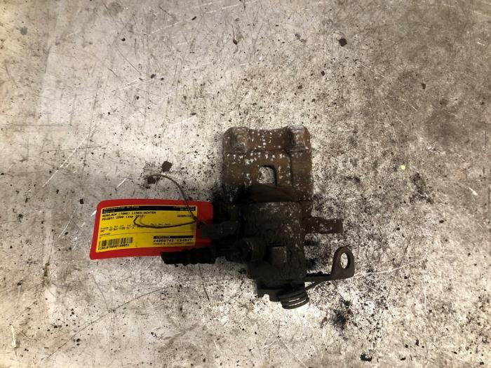 Gebrauchte Bremszange links hinten Peugeot 2008 (CU) 1.2 Vti 12V PureTech 82 Preis € 35,00 Margenregelung angeboten von Autodemontage de Zaag