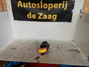 Begagnade ABS-pump Opel Corsa D 1.4 16V Twinport Pris € 150,00 Marginaltabell erbjuds av Autodemontage de Zaag