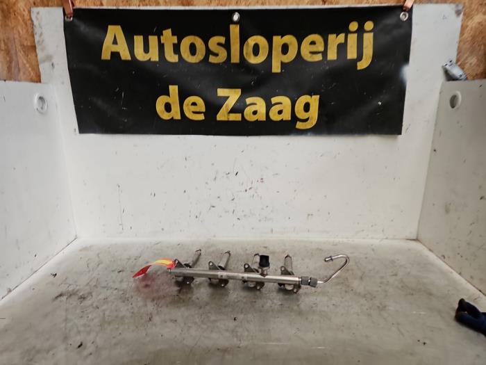 Usagé Système d'injection Mercedes A (W176) 1.6 A-200 16V Prix € 100,00 Règlement à la marge proposé par Autodemontage de Zaag