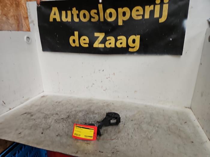 Usados Rodillo tensor correa múltiple Citroen DS3 (SA) 1.6 VTi 120 16V Precio € 30,00 Norma de margen ofrecido por Autodemontage de Zaag