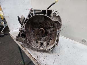 Getriebe van een Renault Captur I (2R) 0.9 Energy TCE 12V 2018