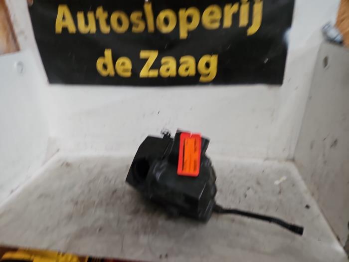 Begagnade Luftfilterhus Volkswagen Polo V (6R) 1.6 TDI 16V 90 Pris € 20,00 Marginaltabell erbjuds av Autodemontage de Zaag