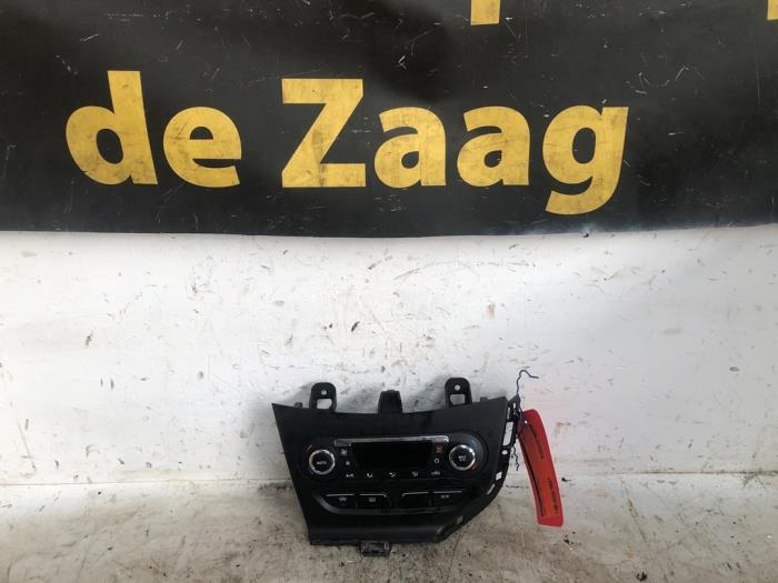 Begagnade Klimatpanel Ford Focus 3 ST 2.0 ST EcoBoost 16V Pris € 25,00 Marginaltabell erbjuds av Autodemontage de Zaag