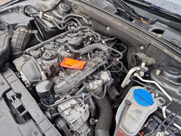 Engine Audi A4 Avant 1.8 TFSI 16V Quattro - CDHB