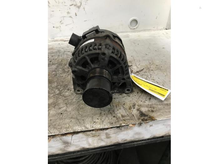 Dynamo d'un Ford Focus 3 1.0 Ti-VCT EcoBoost 12V 125 2015