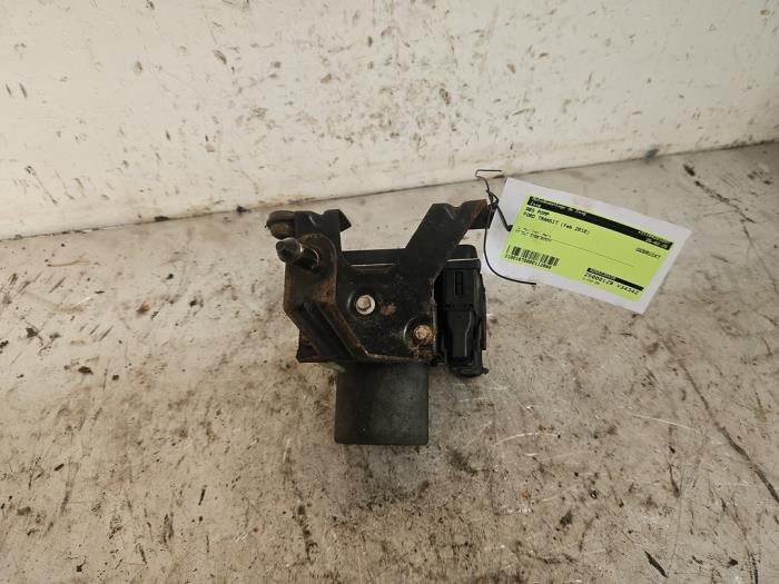Begagnade ABS-pump Ford Transit 2.2 TDCi 16V Pris € 50,00 Marginaltabell erbjuds av Autodemontage de Zaag