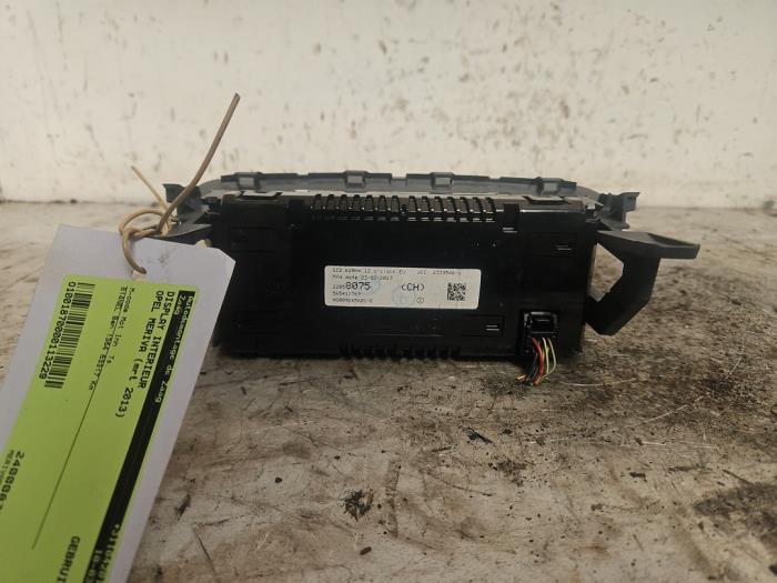 Begagnade Innerdisplay Opel Meriva (B) 1.4 Turbo 16V ecoFLEX Pris € 30,00 Marginaltabell erbjuds av Autodemontage de Zaag