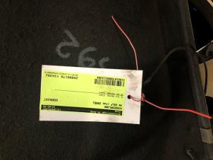 Begagnade Hatthylla Volkswagen Golf V (1K1) 1.4 16V Pris € 50,00 Marginaltabell erbjuds av Autodemontage de Zaag