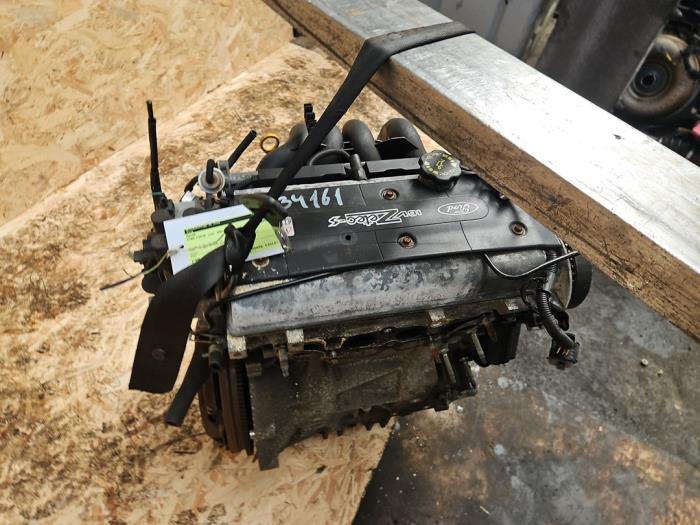 Moteur d'un Ford Focus 1 1.6 16V 2001