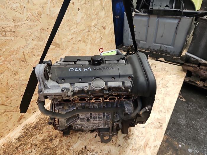 Engine Volvo V70 (SW), 1999 / 2008 2.4 20V 140, Combi/o, Petrol, 2.435cc, 103kW (140pk), FWD, B5244S2, 2000-03 / 2004-03 (Used)