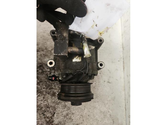 Gebrauchte Klimapumpe Jaguar S-type (X200) 2.5 V6 24V Preis € 120,00 Margenregelung angeboten von Autodemontage de Zaag