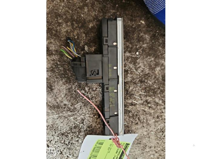 Gebrauchte ESP Schalter Volkswagen Tiguan (5N1/2) 1.4 TSI 16V Preis € 25,00 Margenregelung angeboten von Autodemontage de Zaag