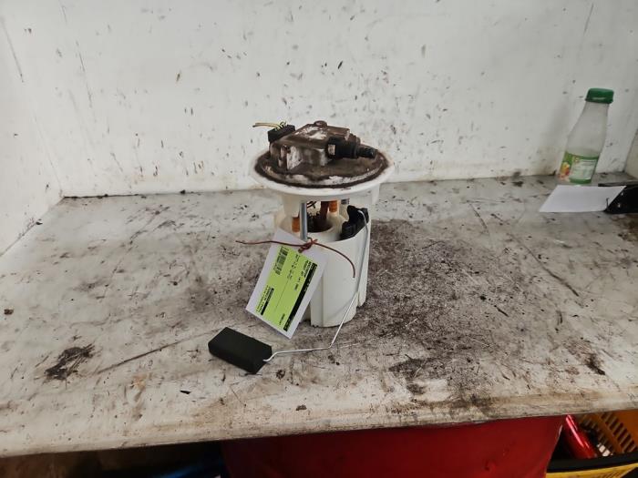 Gebrauchte Benzinpumpe Peugeot 207/207+ (WA/WC/WM) 1.4 16V VTi Preis € 50,00 Margenregelung angeboten von Autodemontage de Zaag