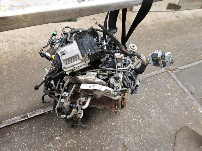 Moteur d'un Ford Fiesta 6 (JA8) 1.0 EcoBoost 12V 125 2015