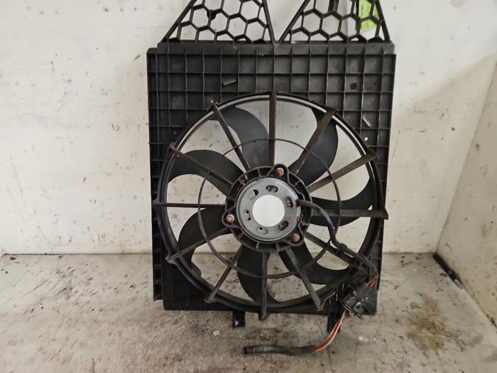 Gebrauchte Kühlerventilator Seat Ibiza IV (6J5) 1.6 16V Preis € 40,00 Margenregelung angeboten von Autodemontage de Zaag