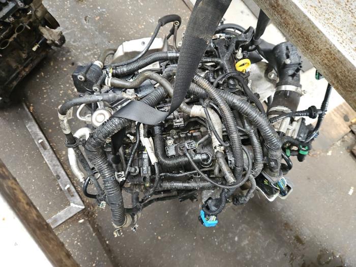 Moteur d'un Ford Focus 3 Wagon 1.0 Ti-VCT EcoBoost 12V 100 2016