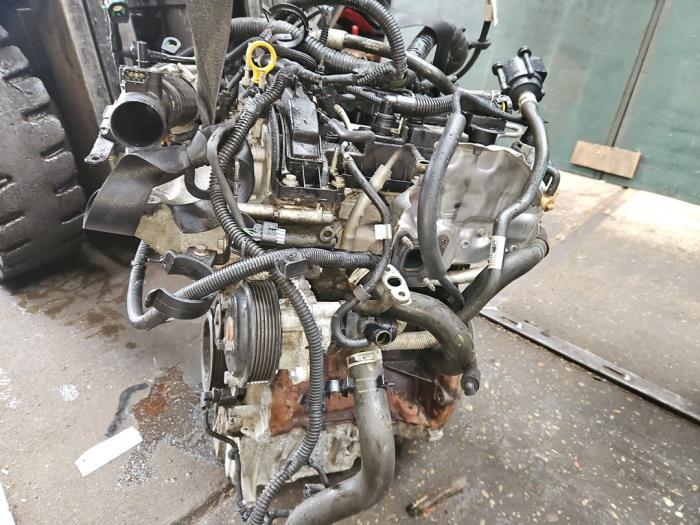 Moteur d'un Ford Focus 3 Wagon 1.0 Ti-VCT EcoBoost 12V 100 2016