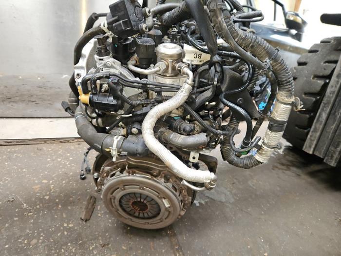 Moteur d'un Ford Focus 3 Wagon 1.0 Ti-VCT EcoBoost 12V 100 2016