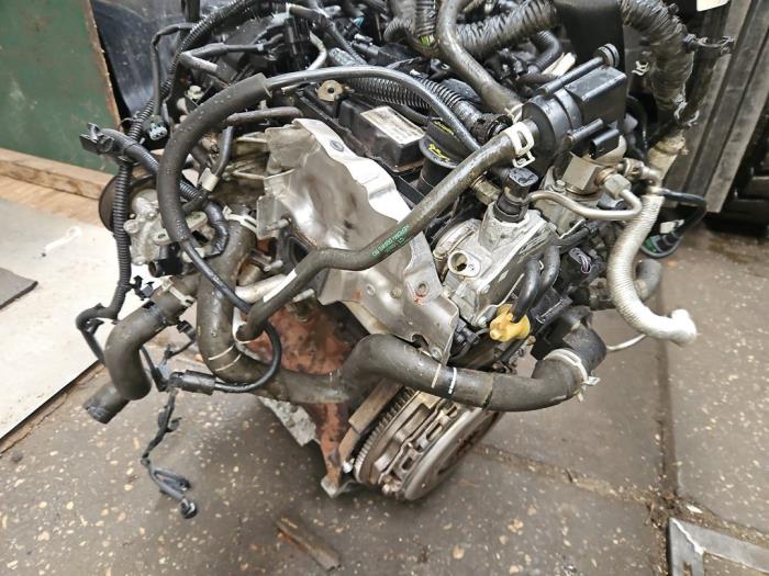 Moteur d'un Ford Focus 3 Wagon 1.0 Ti-VCT EcoBoost 12V 100 2016
