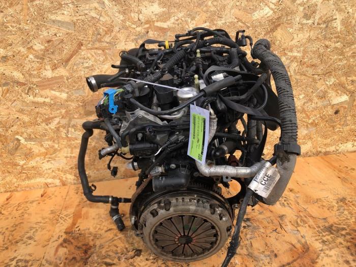 Motor van een Ford Focus 3 1.0 Ti-VCT EcoBoost 12V 125 2016