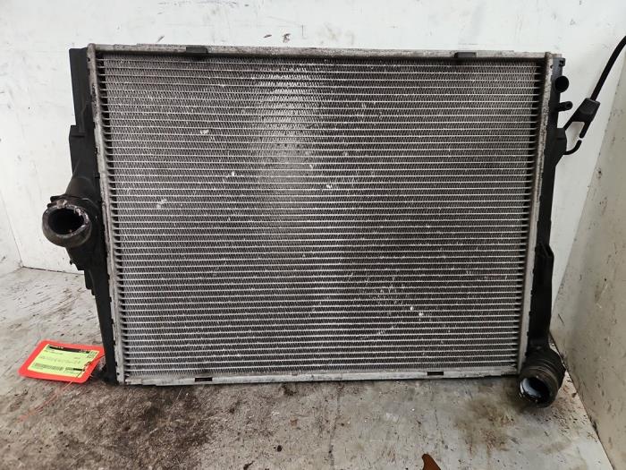 Usagé Radiateur BMW 1 serie (E87/87N) 116i 1.6 16V Prix € 50,00 Règlement à la marge proposé par Autodemontage de Zaag