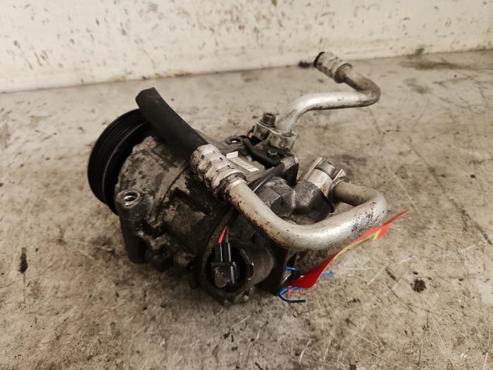 Usagé Pompe clim Volkswagen Polo V (6R) 1.2 12V BlueMotion Technology Prix € 85,00 Règlement à la marge proposé par Autodemontage de Zaag