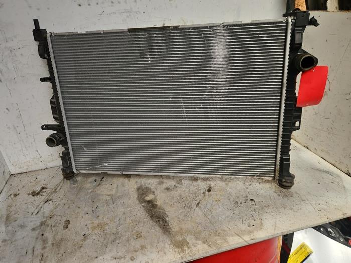 Usagé Radiateur Ford Focus 3 ST 2.0 ST EcoBoost 16V Prix € 80,00 Règlement à la marge proposé par Autodemontage de Zaag
