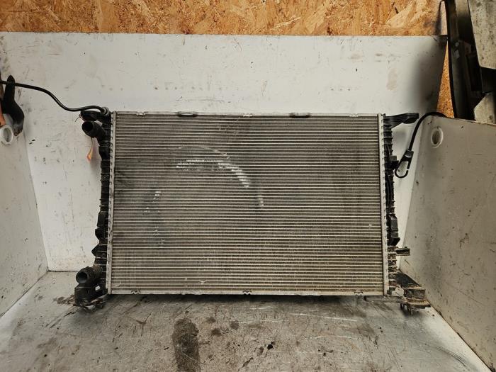 Used Radiator Audi A6 Avant (C7) 2.0 TFSI 16V Price € 70,00 Margin scheme offered by Autodemontage de Zaag