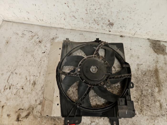 Gebrauchte Kühlerventilator Citroen DS3 (SA) 1.6 VTi 120 16V Preis € 50,00 Margenregelung angeboten von Autodemontage de Zaag