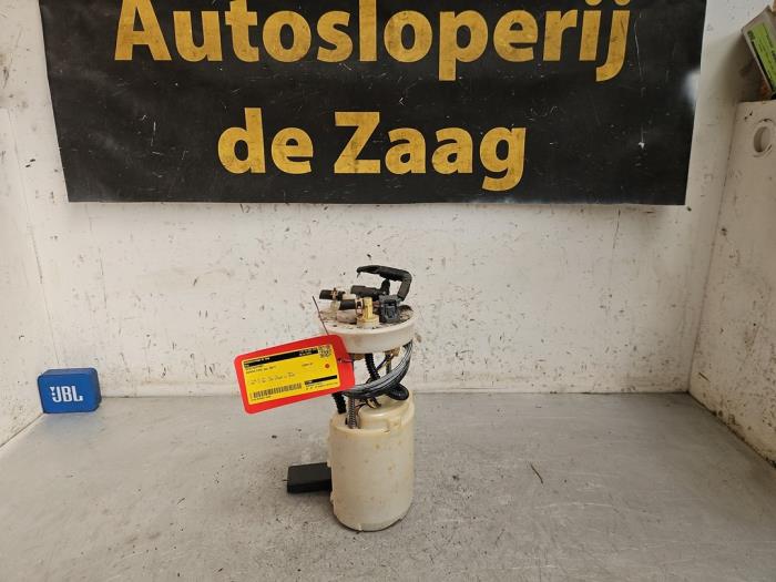 Begagnade Bensinpump Honda Civic (FK/FN) 1.4 i-Dsi Pris € 50,00 Marginaltabell erbjuds av Autodemontage de Zaag