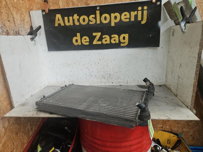 Usagé Radiateur Volkswagen Golf VI (5K1) 1.4 16V Prix € 50,00 Règlement à la marge proposé par Autodemontage de Zaag