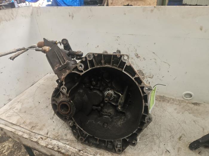 Getriebe van een MINI Mini (R50/53) 1.6 16V Cooper 2004
