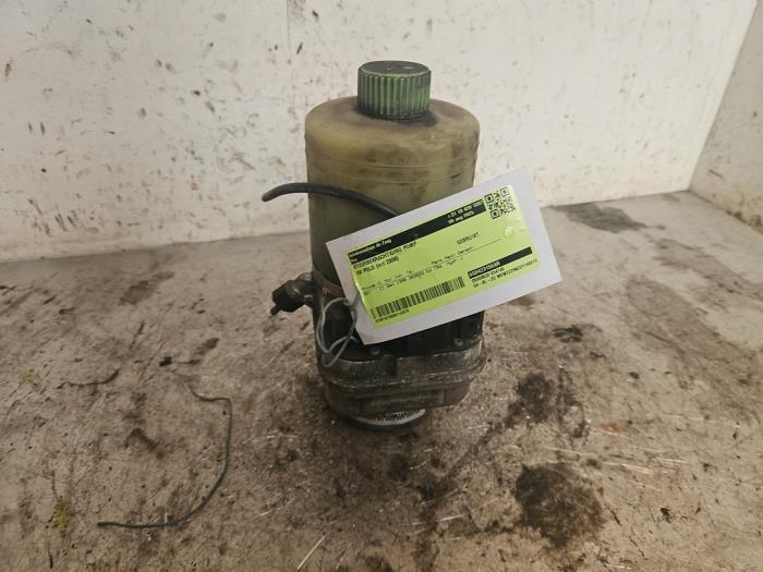 Usagé Pompe de direction Volkswagen Polo IV (9N1/2/3) 1.4 16V 75 Prix € 100,00 Règlement à la marge proposé par Autodemontage de Zaag
