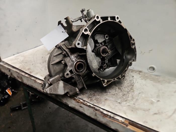 Gebrauchte Getriebe Alfa Romeo 159 (939AX) 1.9 JTS 16V Preis € 350,00 Margenregelung angeboten von Autodemontage de Zaag
