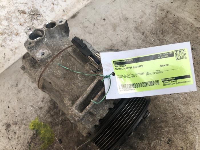 Usagé Compresseur de clim Renault Captur II (RJB) 1.0 TCe 12V Prix € 150,00 Règlement à la marge proposé par Autodemontage de Zaag