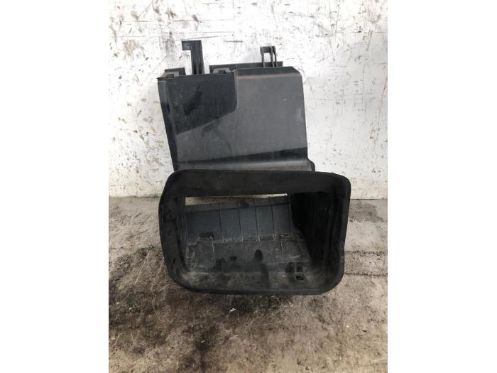 Gebrauchte Intercooler Rohr Renault Clio IV Estate/Grandtour (7R) 0.9 Energy TCE 12V Preis € 45,00 Margenregelung angeboten von Autodemontage de Zaag