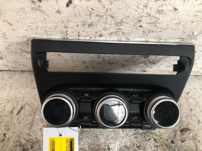 Używane Panel climatronic Renault Captur II (RJB) 1.0 TCe 12V Cena € 30,00 Procedura marży oferowane przez Autodemontage de Zaag