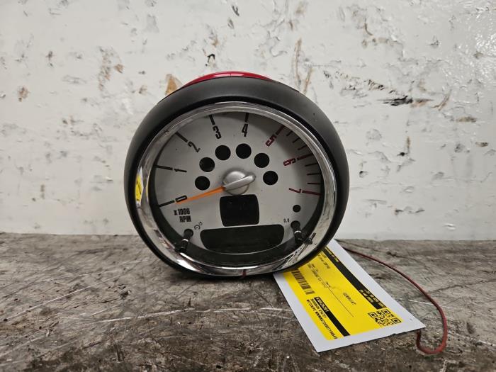 Używane Obrotomierz Mini Coupe (R58) 2.0 Cooper SD 16V Cena € 35,00 Procedura marży oferowane przez Autodemontage de Zaag