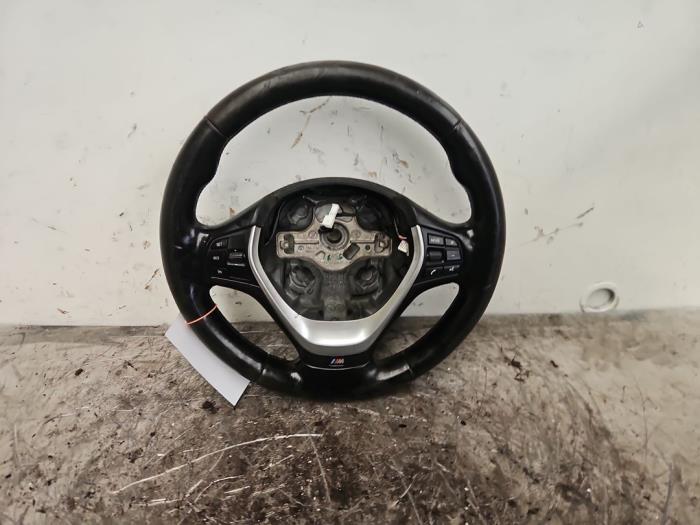 Begagnade Ratt BMW 1 serie (F20) 118d 2.0 16V Pris € 150,00 Marginaltabell erbjuds av Autodemontage de Zaag