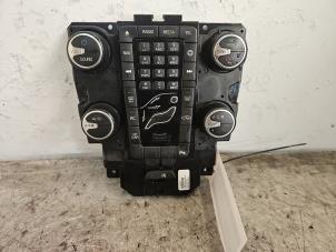 On-board computer controller from a Volvo V40 (MV) 2.0 T2 16V 2017