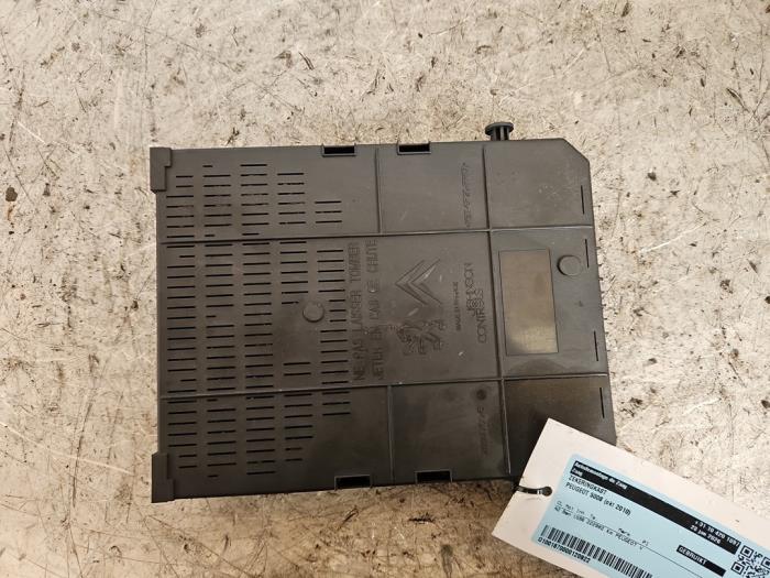 Boîtier à Fusibles Peugeot 5008 II (M4/MC/MJ/MR) - 2019 - Réf OEM 1635692080