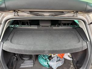 Begagnade Hatthylla Volkswagen Golf VII (AUA) 1.4 TSI 16V Pris € 59,99 Marginaltabell erbjuds av Autodemontage de Zaag